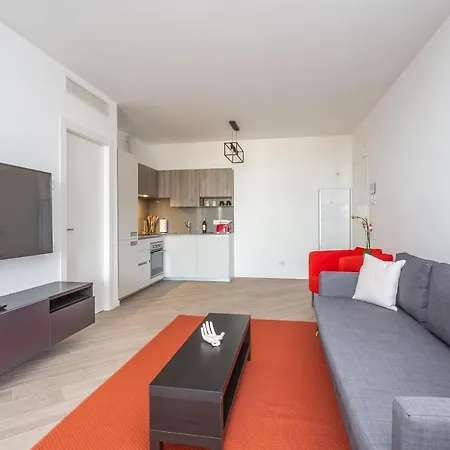 Trastevere Modern Terraced