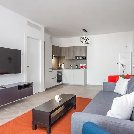 Trastevere Modern Terraced Rome