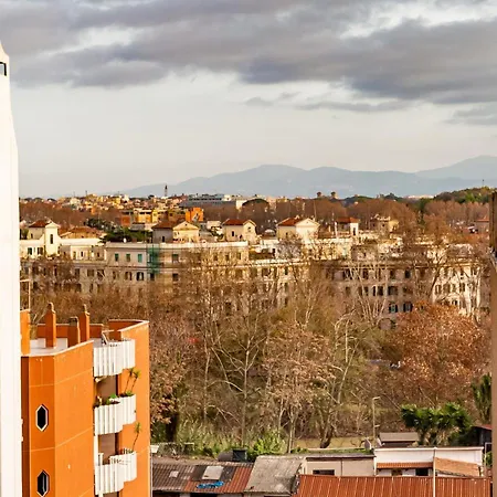 Trastevere Modern Terraced Apartman