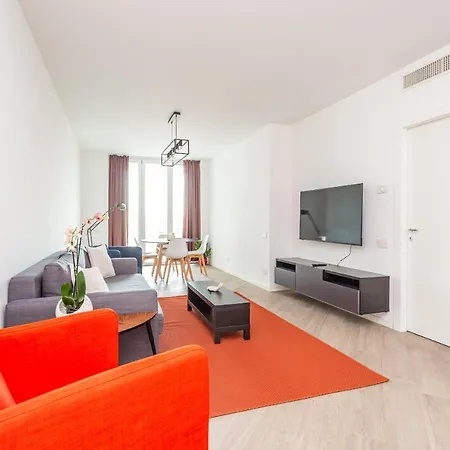 Trastevere Modern Terraced ローマ